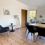 Gaestehaus Juhl - Ruhige Zimmer, Und فندق *