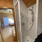 Gaestehaus Juhl - Ruhige Zimmer, Und فندق Rangendingen