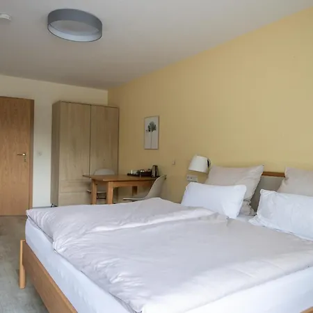 Gaestehaus Juhl - Ruhige Zimmer, Und Rangendingen