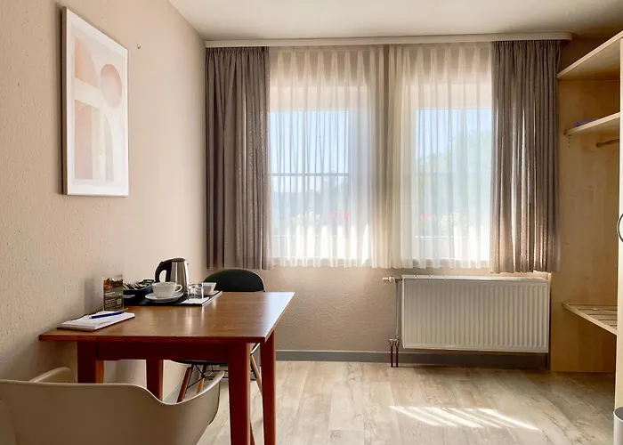 Gaestehaus Juhl Hotel *